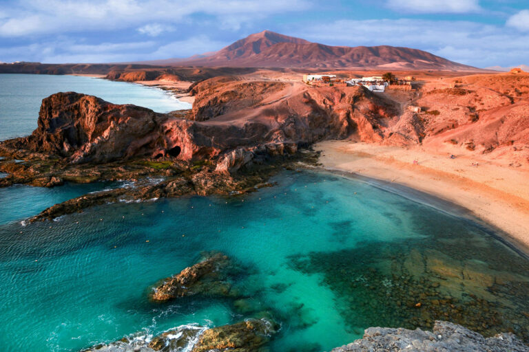home2book lanzarote 2 1