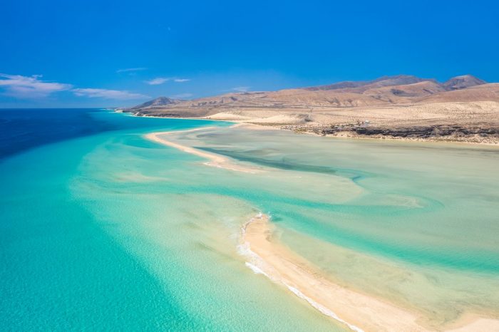 playa en Fuerteventura cerca de alojamientos vacacionales